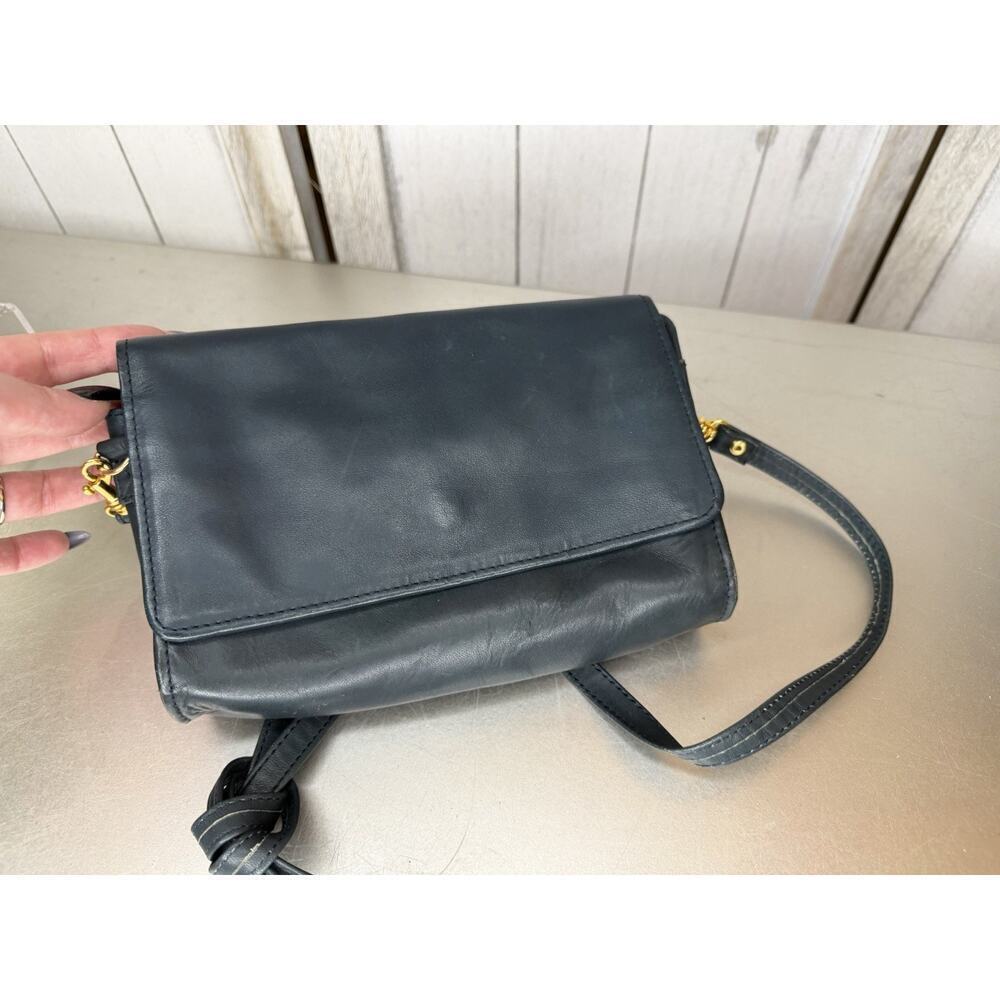 La Garde Shoulder Bag Small Navy Leather Gold Hardware Classic Minimalist VTG